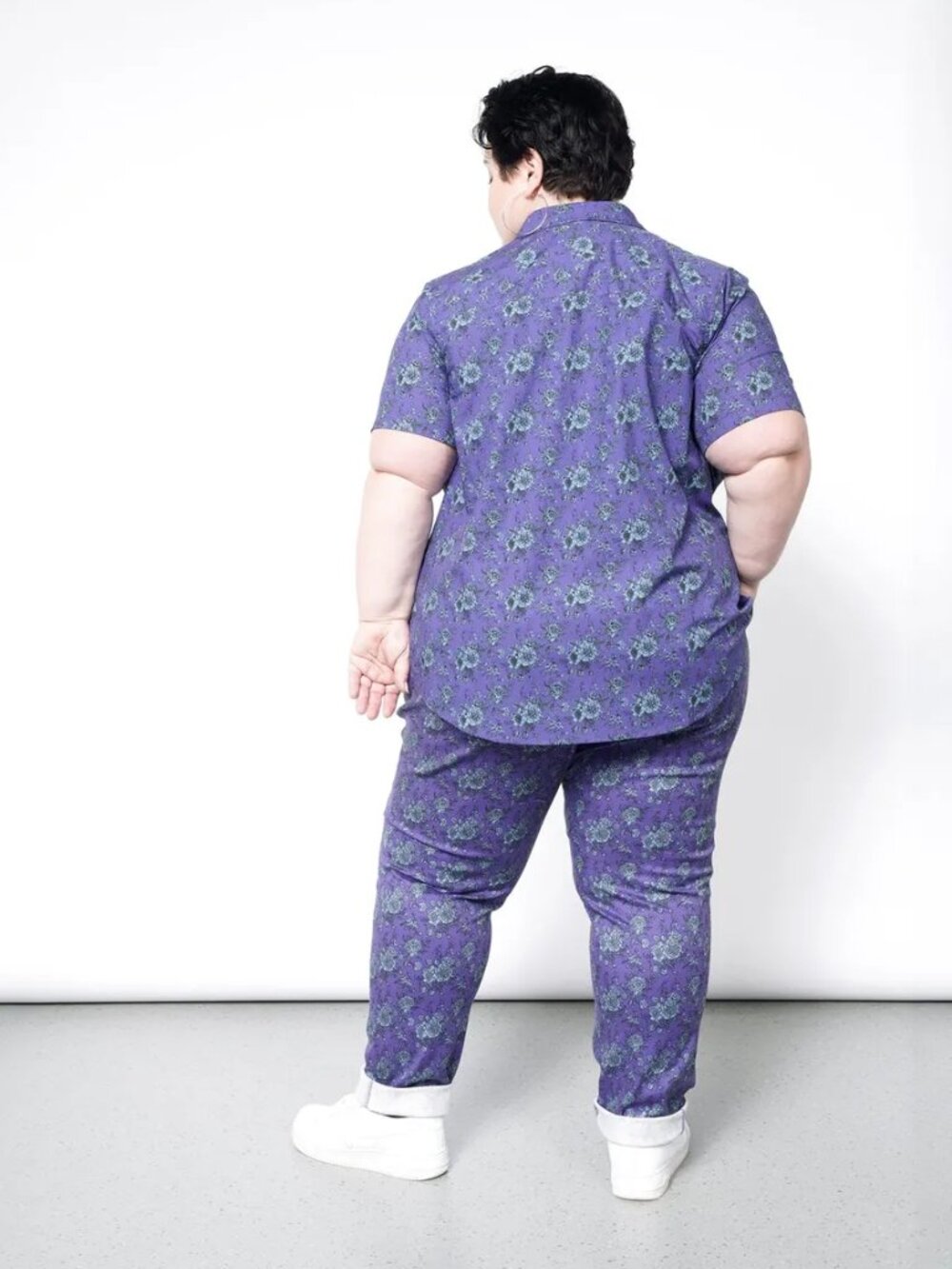 The Essential Drawstring Pant - Picture 4 of 5